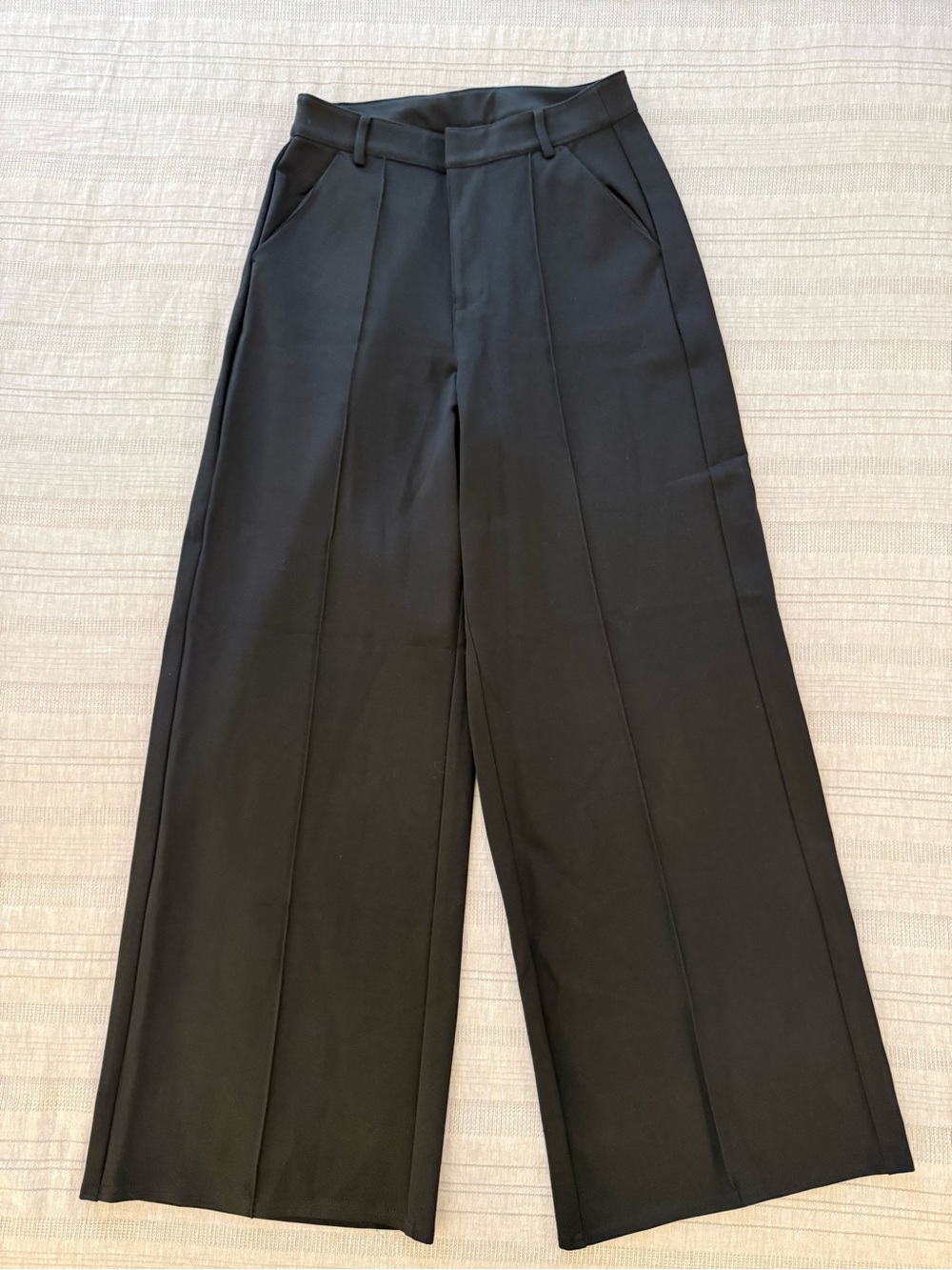 Bar III Black Wide-Leg Pleated Trousers